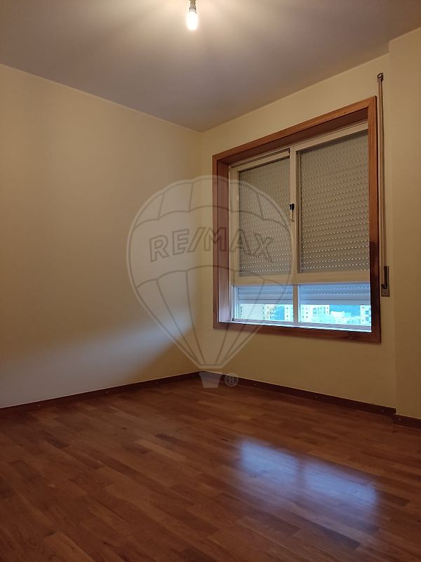 listing 126861023-14 picture-0