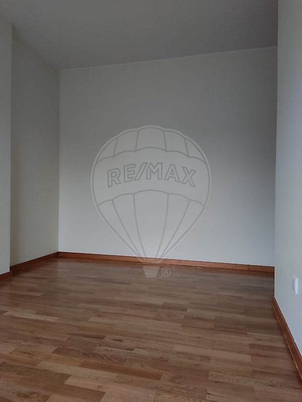 listing 126861023-14 picture-0