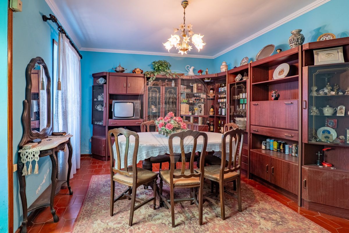 listing 126861039-5 picture-0