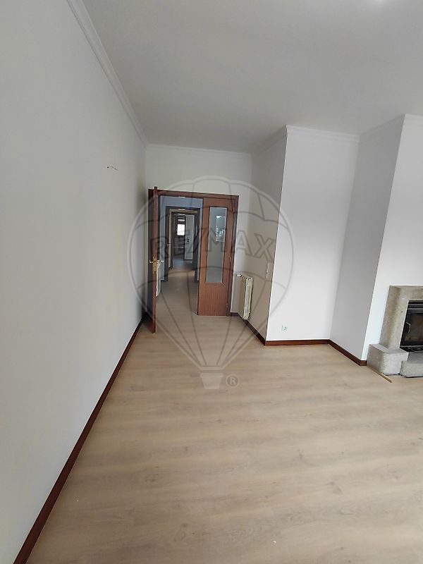 Apartamento T2 à venda em Vila Nova de Gaia