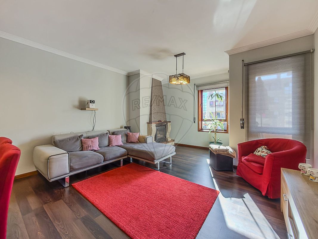Apartamento T3 à venda em Santa Maria da Feira