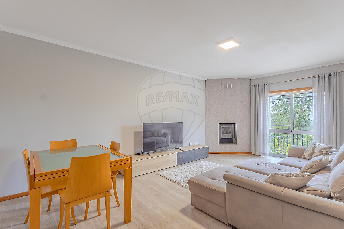 Apartamento T3 à venda em Oliveira de Azeméis