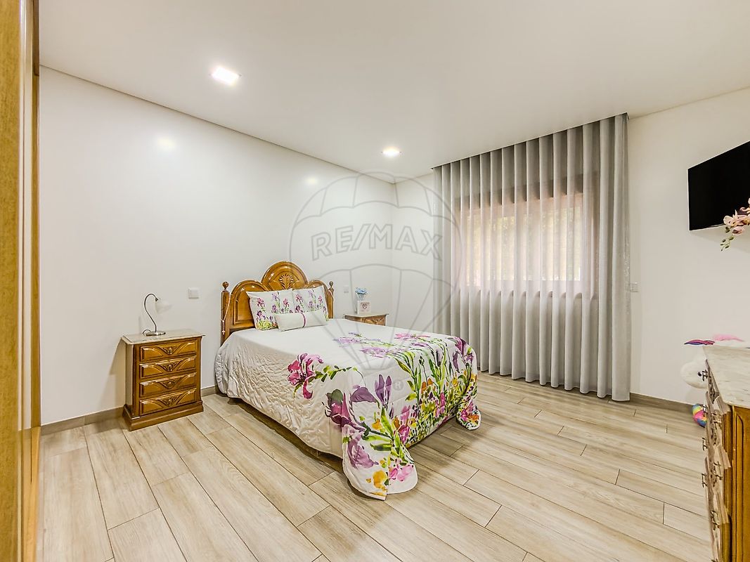 Moradia T4 à venda em Romariz, Santa Maria da Feira — foto 8