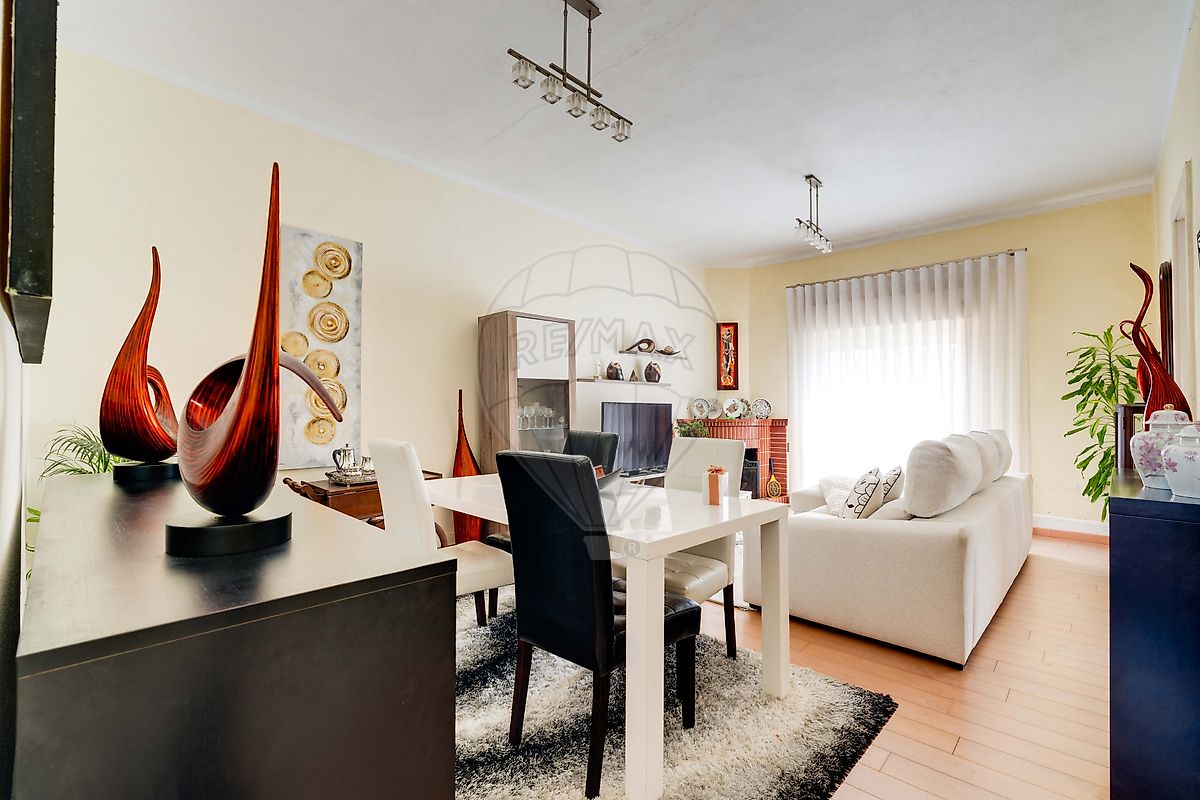 Apartamento T6 à venda em Ovar
