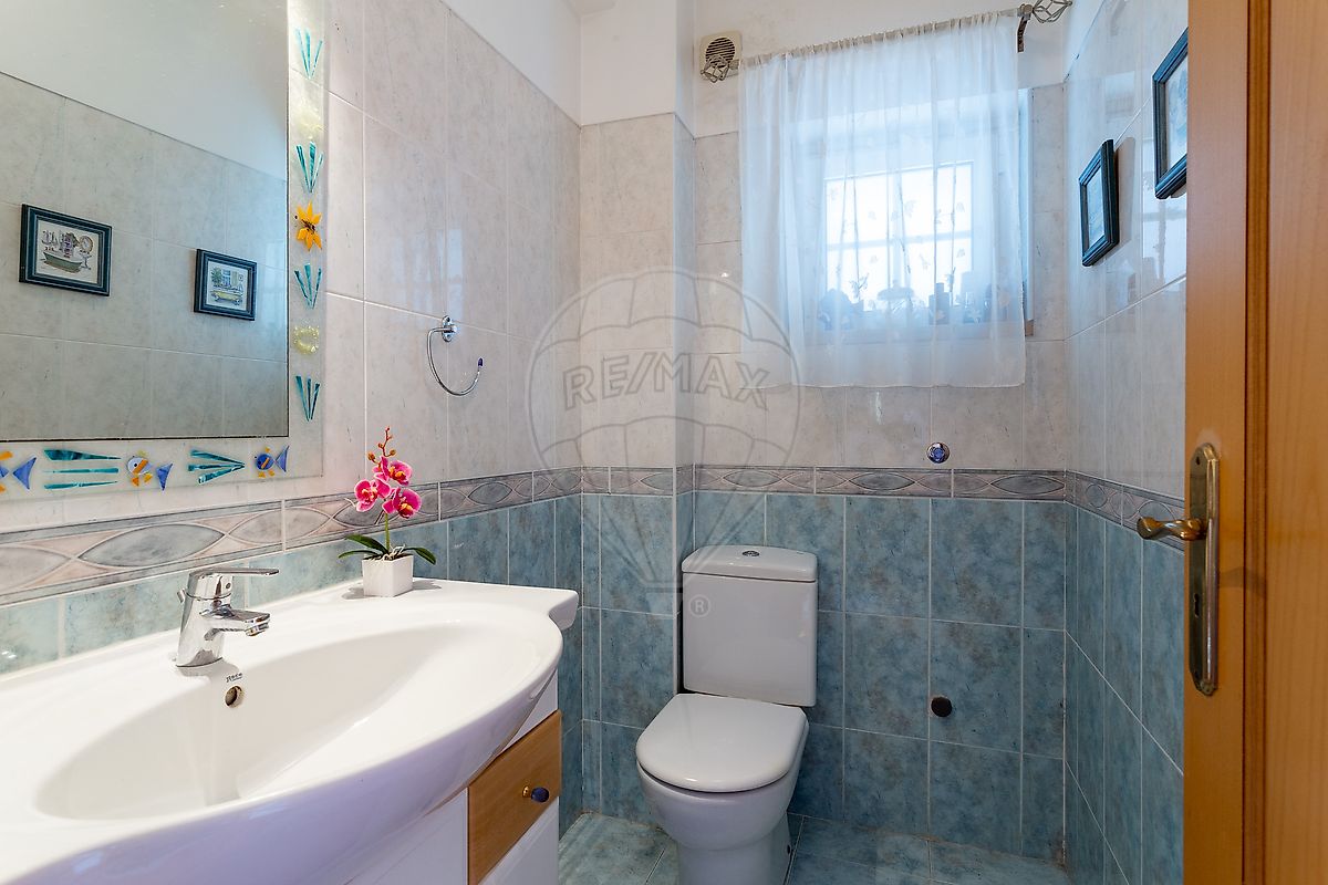 listing 126871002-44 picture-0