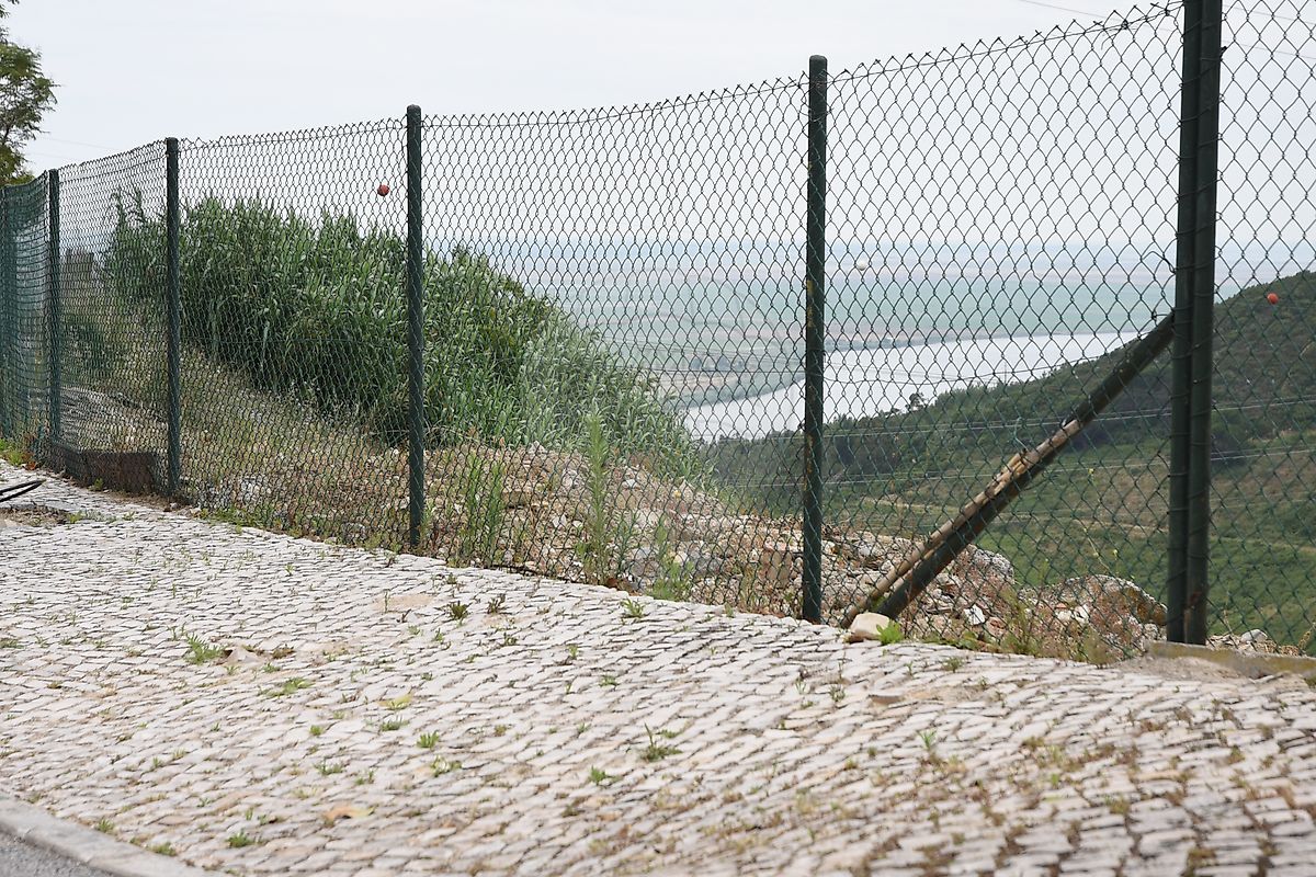 Terreno à venda em Vila Franca de Xira