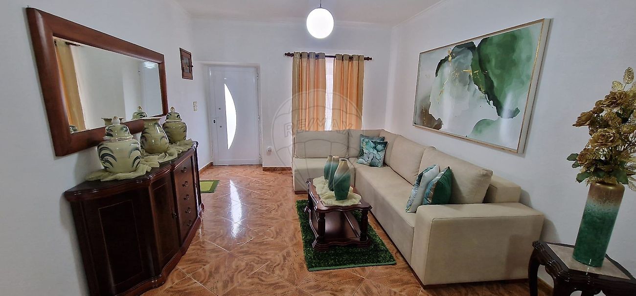 Moradia T2 para venda