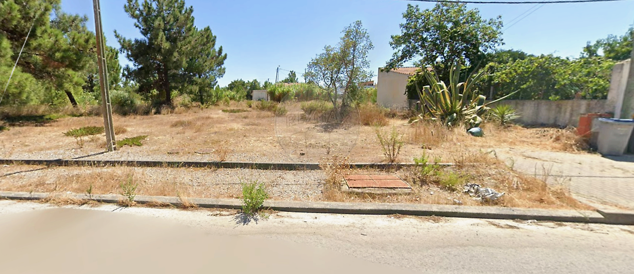 Terreno à venda em Sesimbra