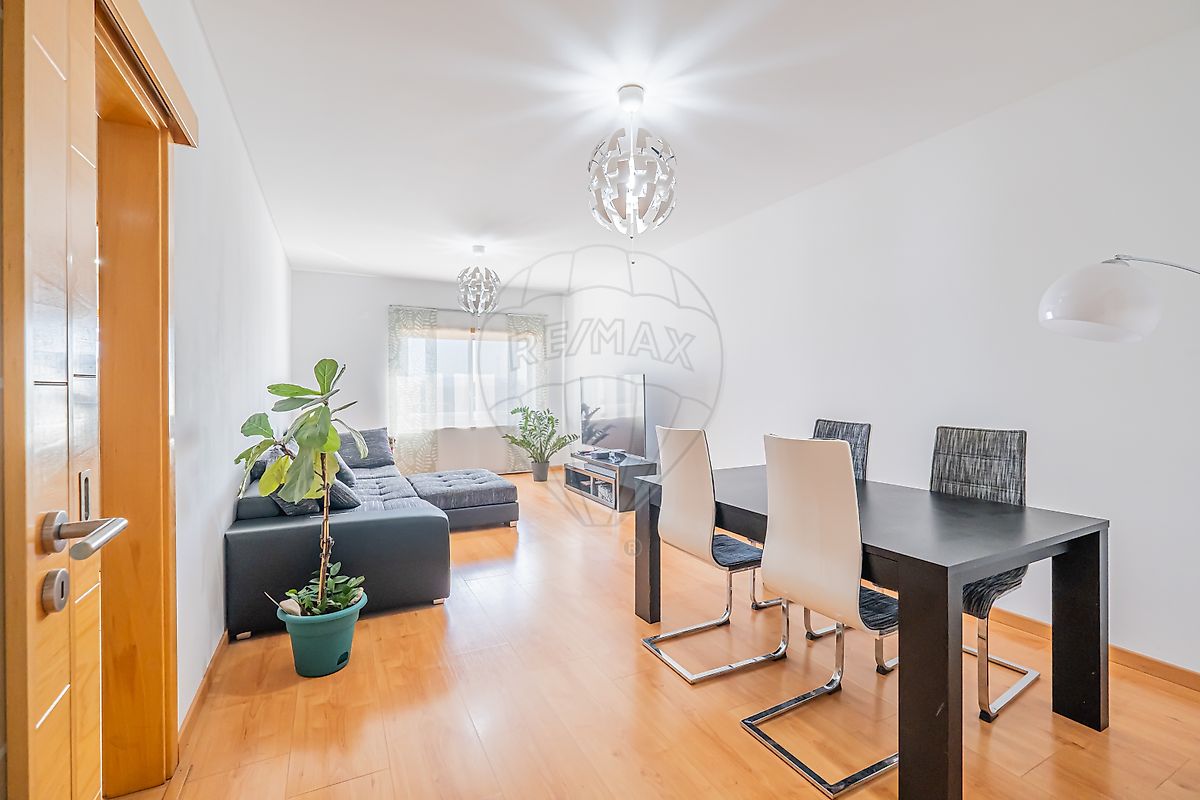 Apartamento T4 à venda em Seixal