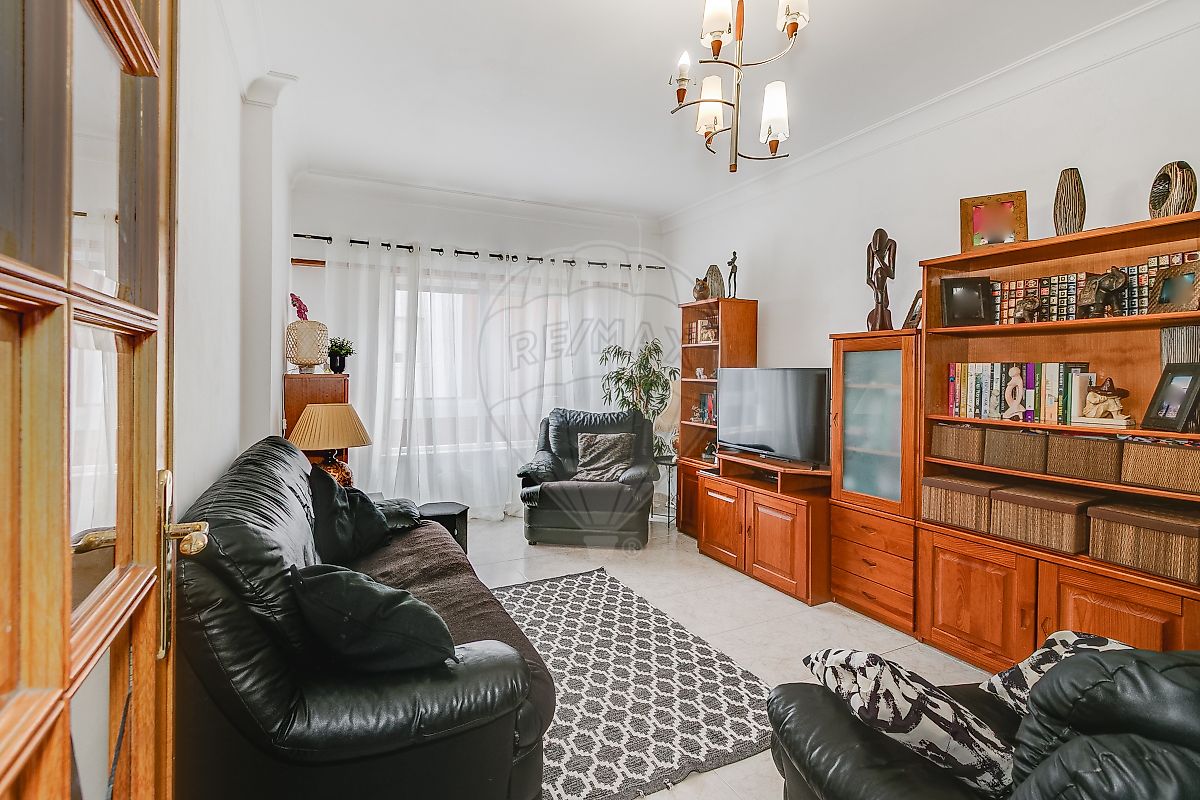 Apartamento T1 à venda em Sintra