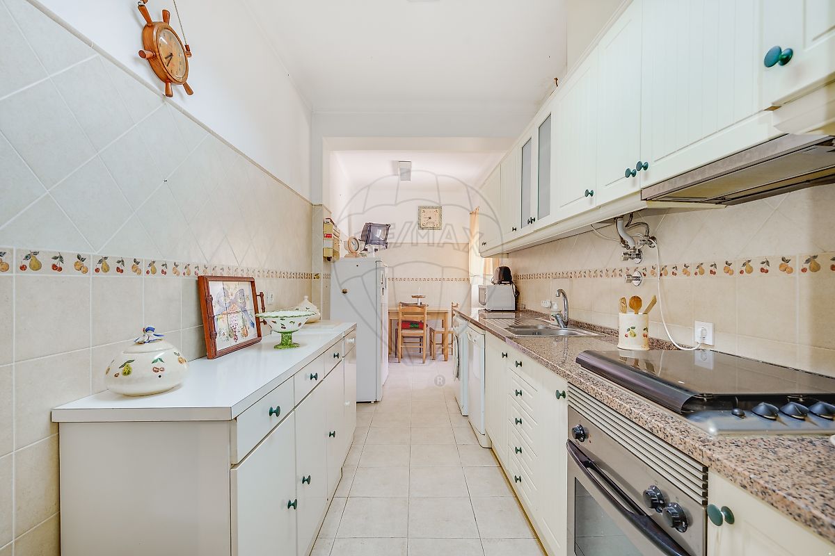 Apartamento T3 à venda em Sintra