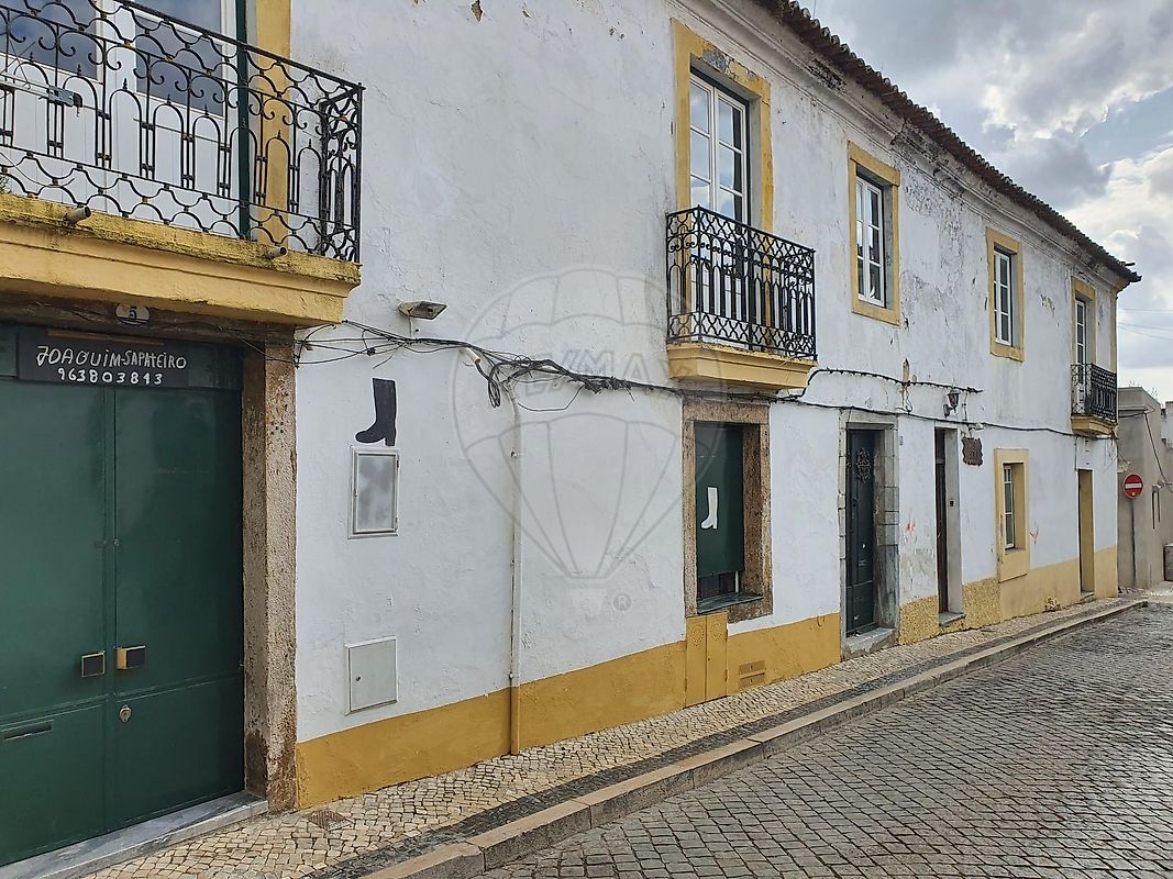 Moradia T21 à venda em Beja