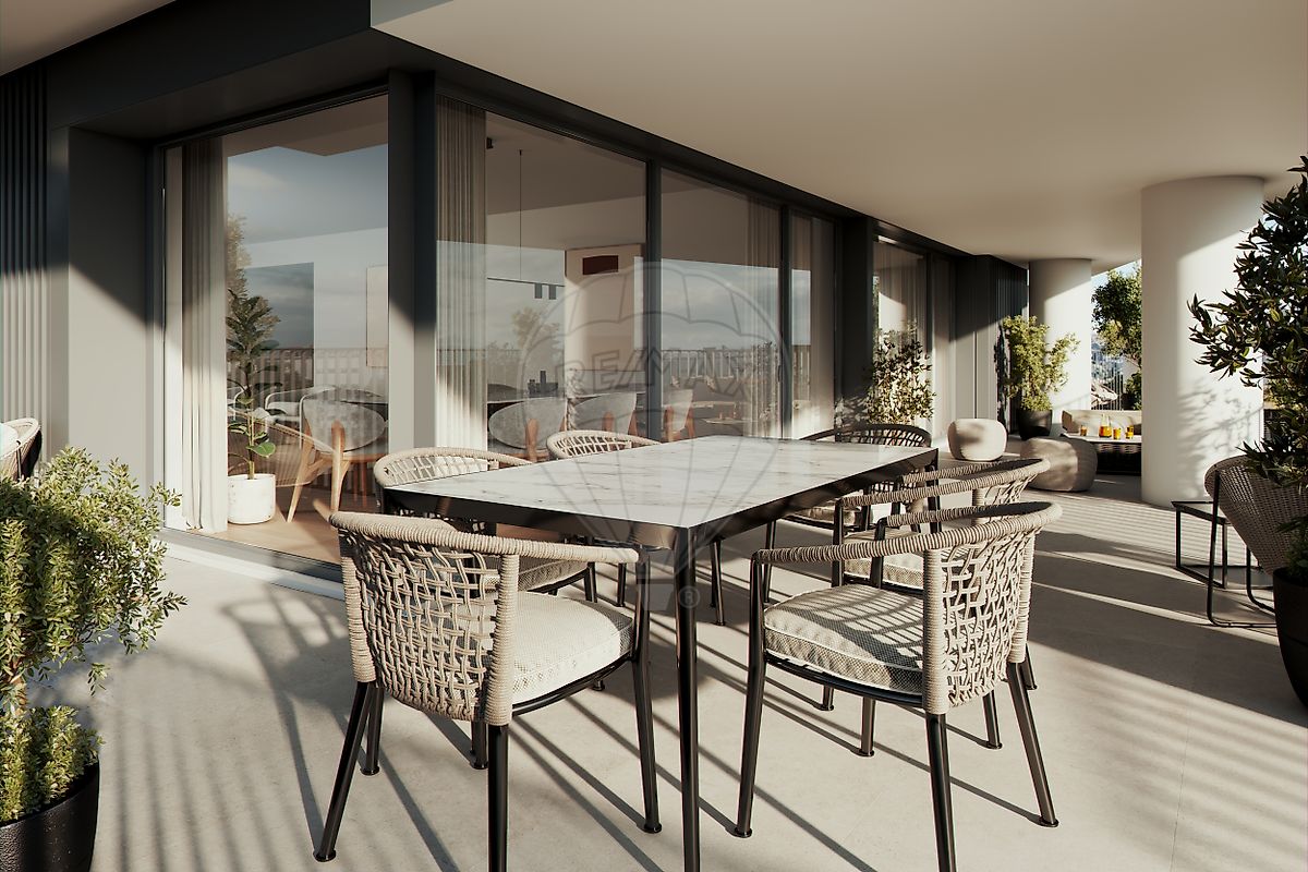 Apartamento T4 à venda em Lisboa