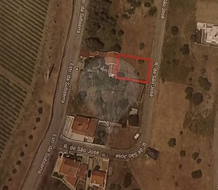 Terreno à venda em Vila Franca de Xira