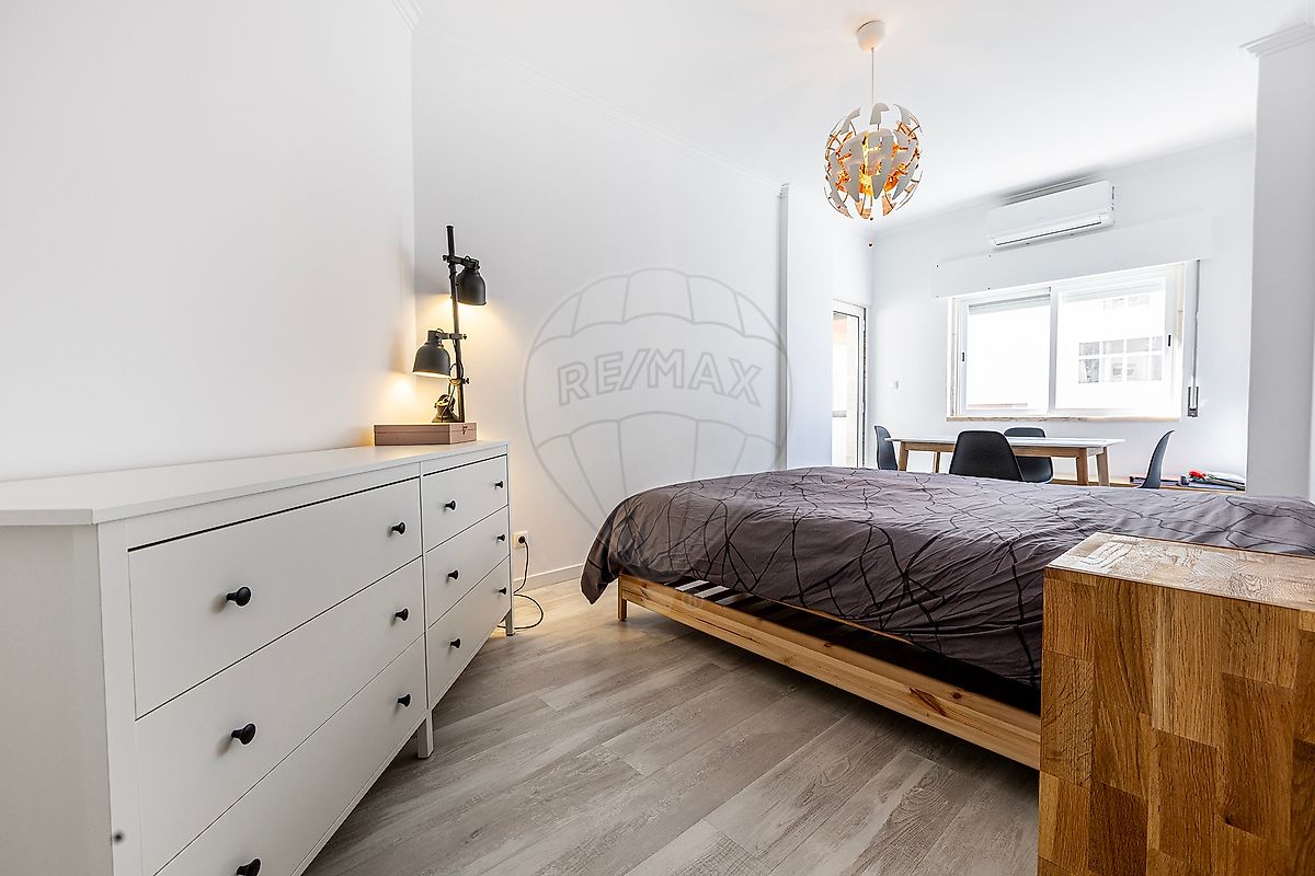 Apartamento T2 à venda em Seixal