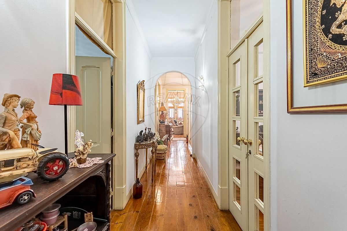 Apartamento T5 à venda em Lisboa