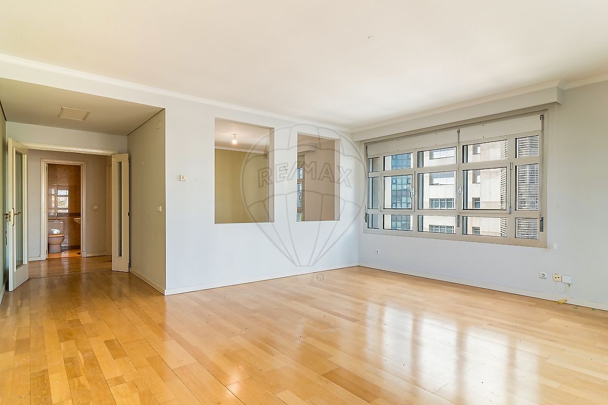 Apartamento T3 à venda em Lisboa