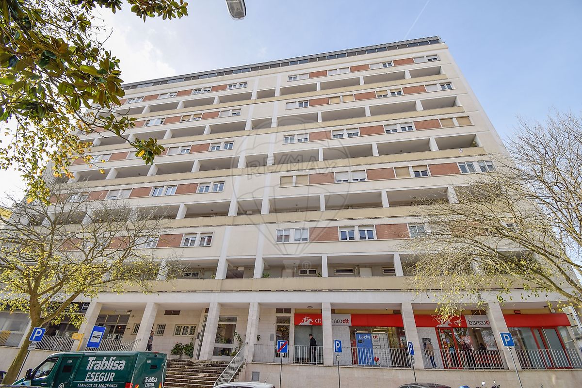 Apartamento T3 à venda em Lisboa