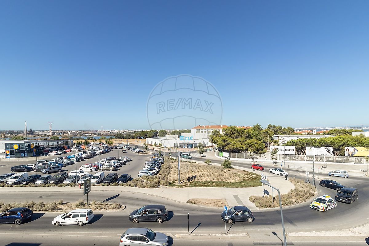 Apartamento T2 à venda em Barreiro