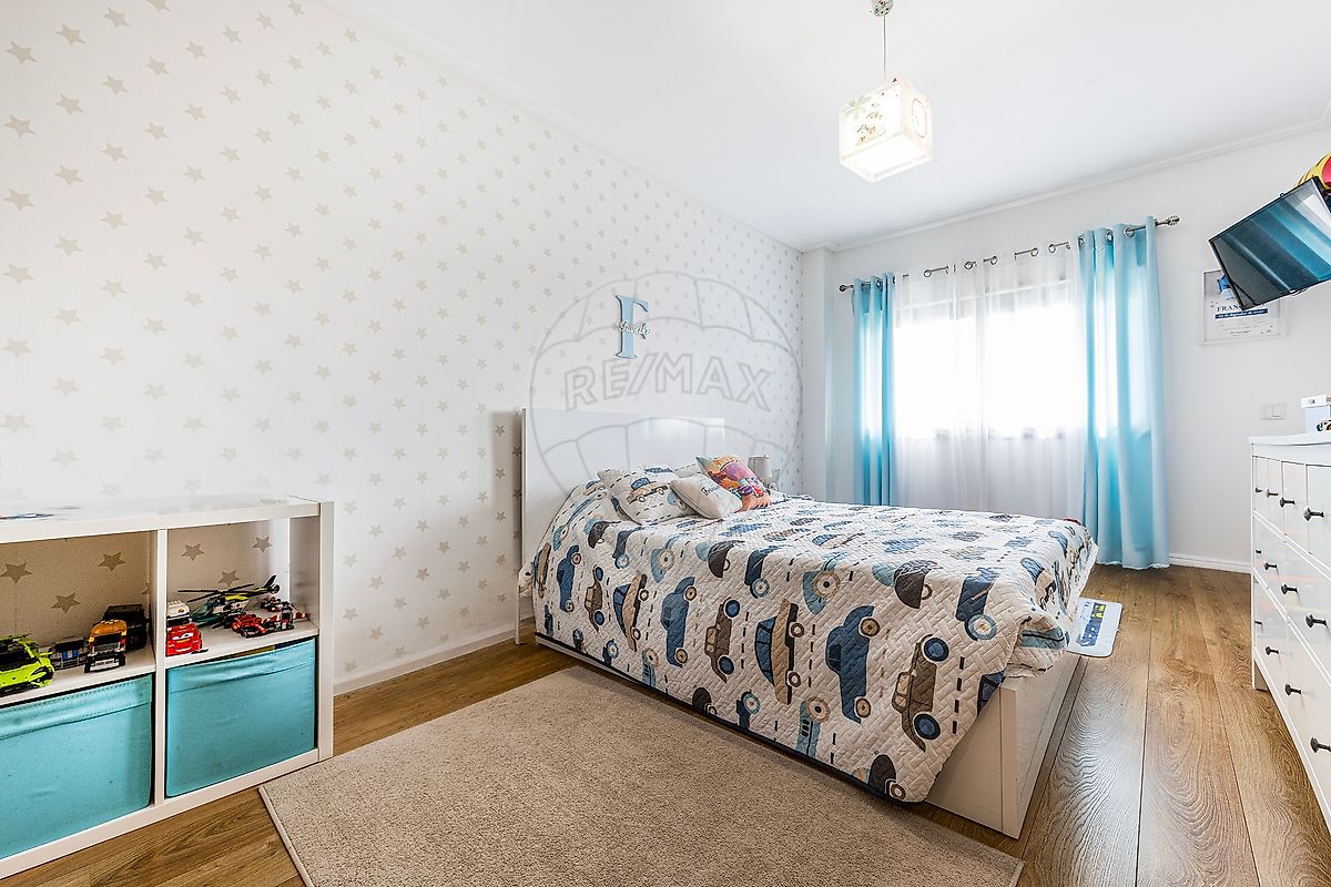 Apartamento T4 à venda em Santo António da Charneca, Barreiro — foto 15