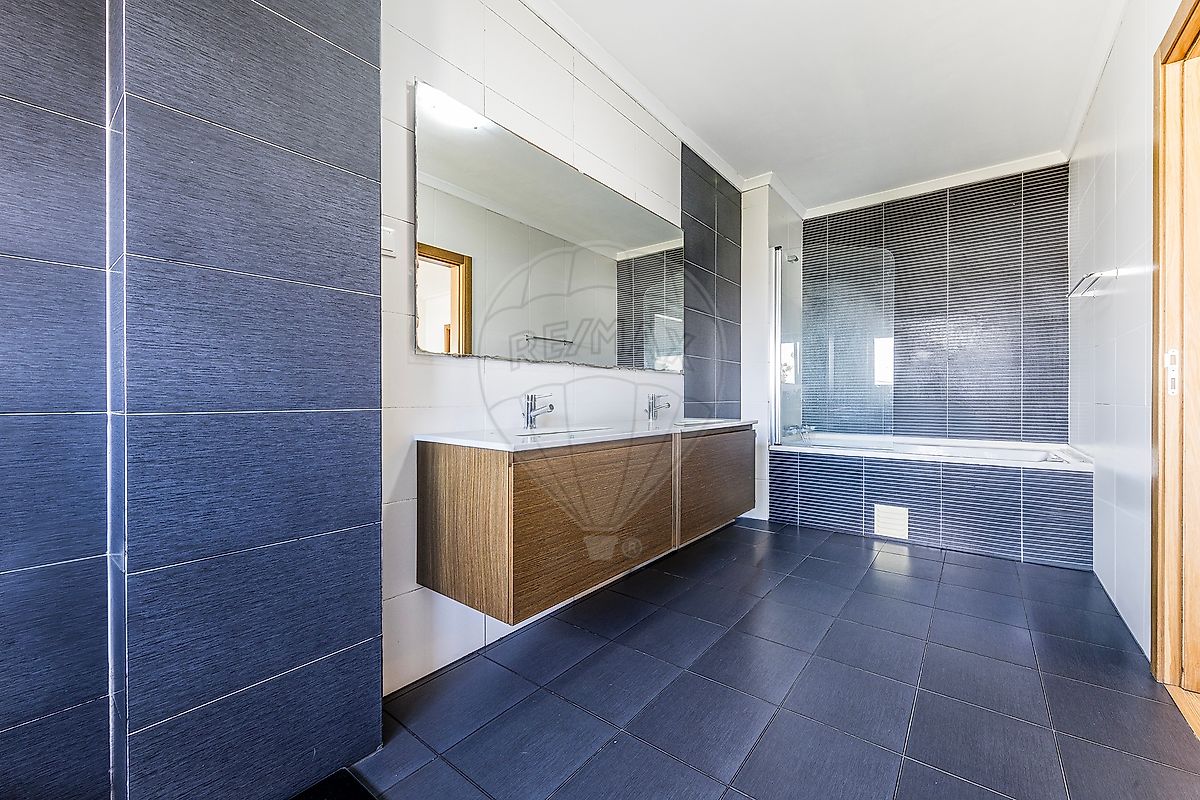 Apartamento T4 à venda em Santo António da Charneca, Barreiro — foto 26