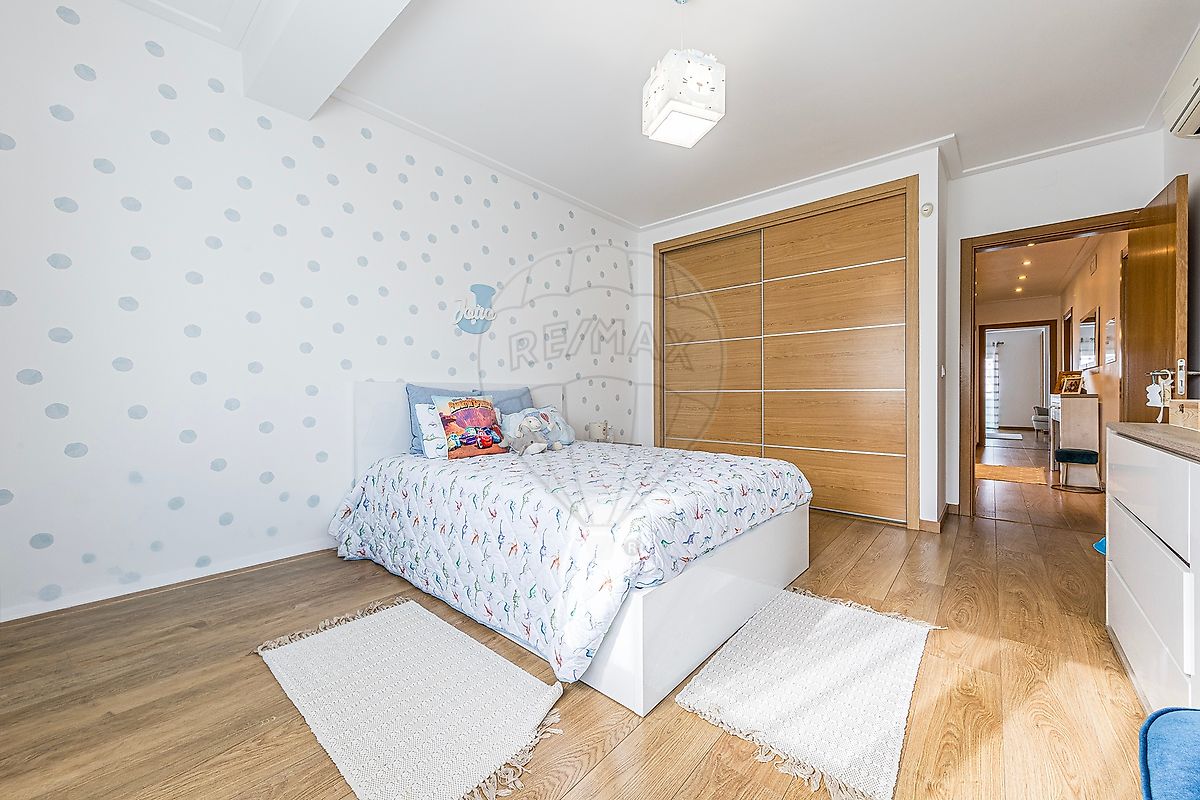Apartamento T4 à venda em Santo António da Charneca, Barreiro — foto 14