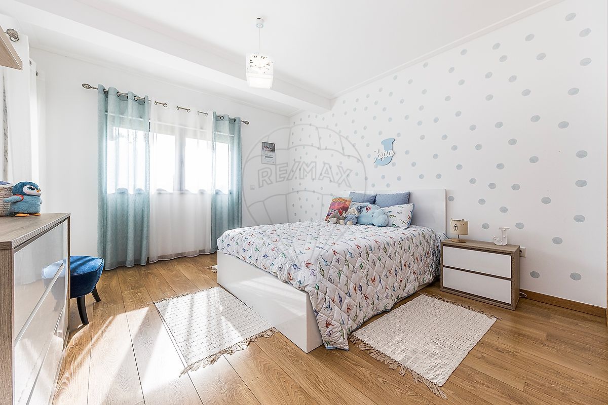 Apartamento T4 à venda em Santo António da Charneca, Barreiro — foto 13