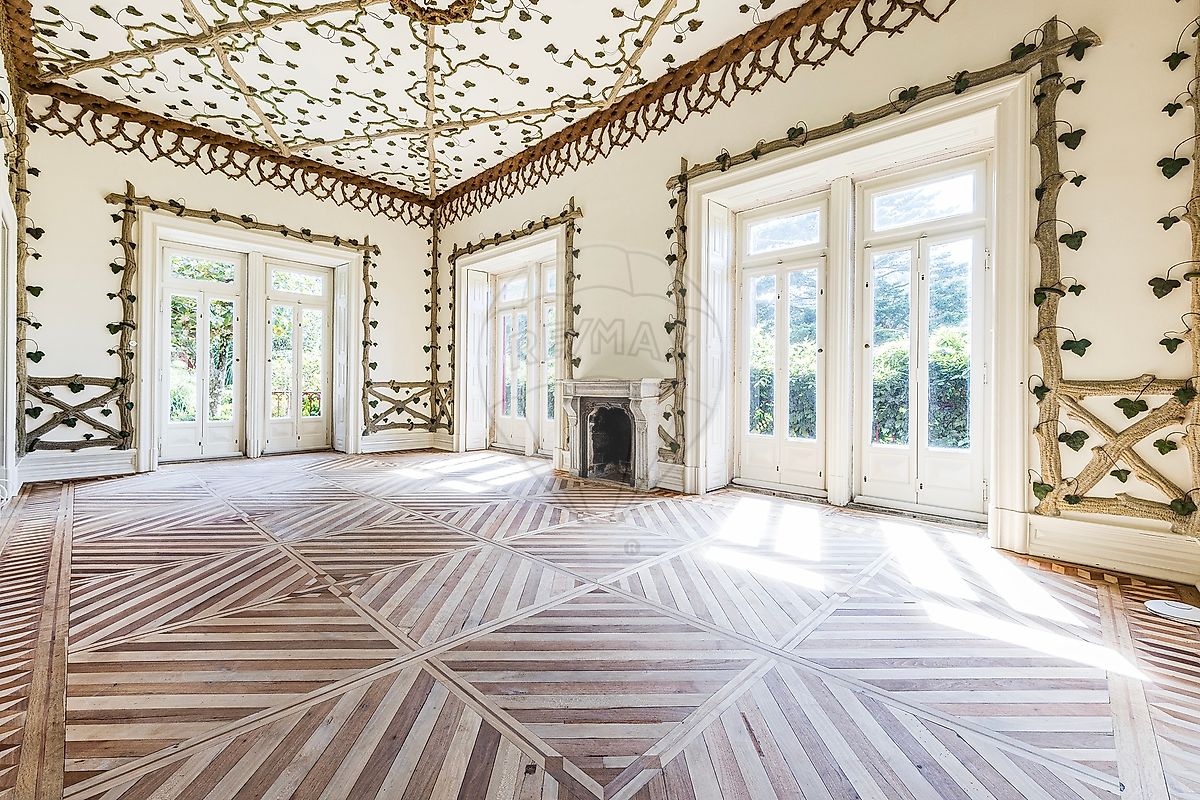 Palacete T6 para arrendar em Sintra