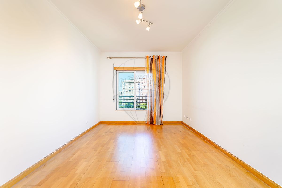 Apartamento T4 à venda em Setúbal (São Julião, Nossa Senhora da Anunciada e Santa Maria da Graça), Setúbal — foto 33