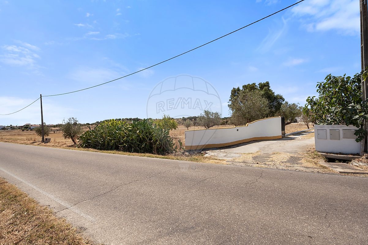 Moradia T4 à venda em Capelins (Santo António), Alandroal — foto 2