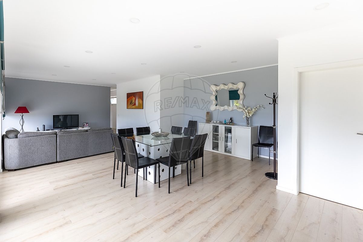 listing 126941022-5 picture-0