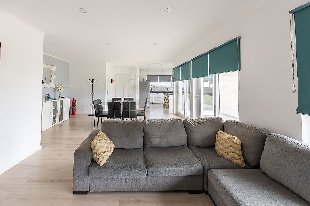 listing 126941022-5 picture-0