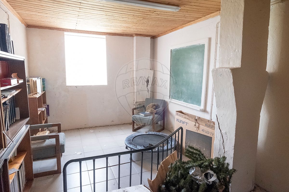 listing 126941025-6 picture-0