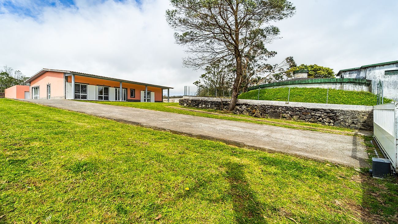 listing 126941012-13 picture-0