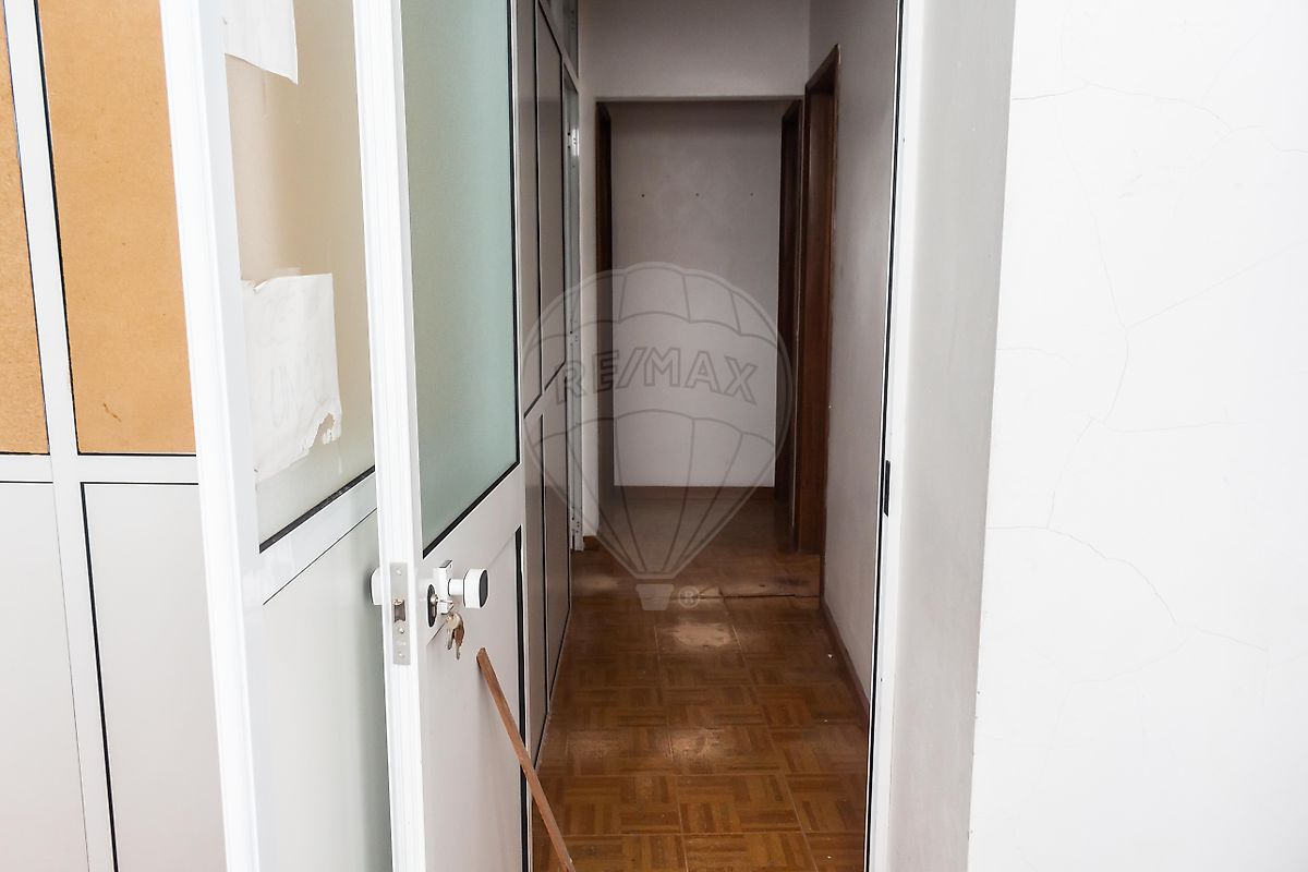 listing 126941017-25 picture-0