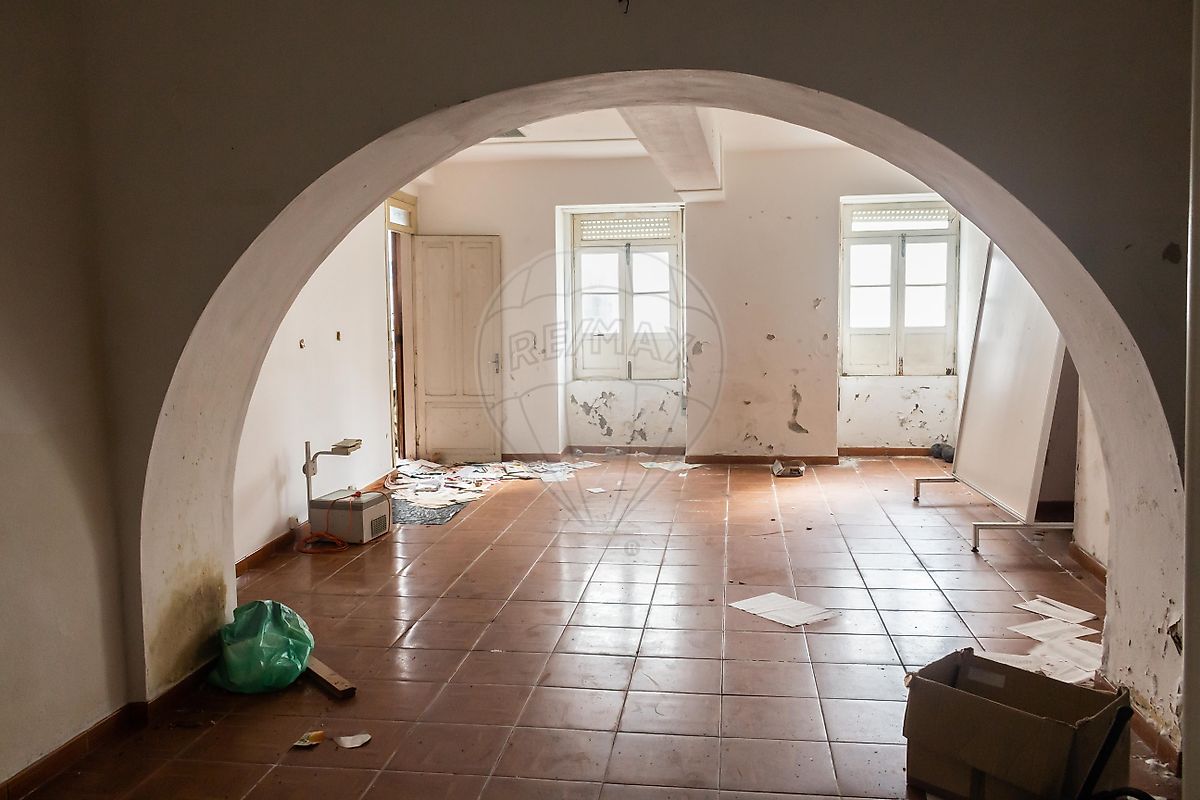 listing 126941017-25 picture-0