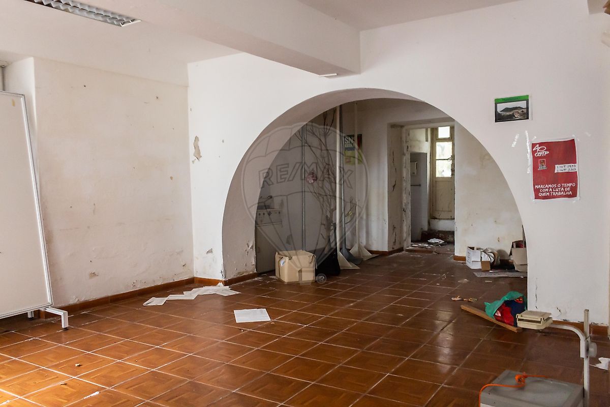 listing 126941017-25 picture-0