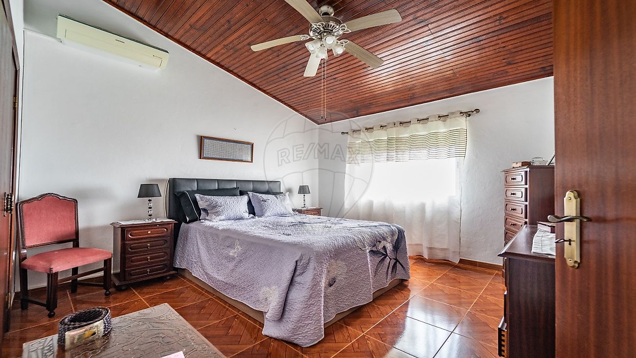 listing 126941036-1 picture-0