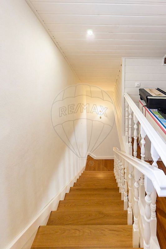 listing 126941021-99 picture-0