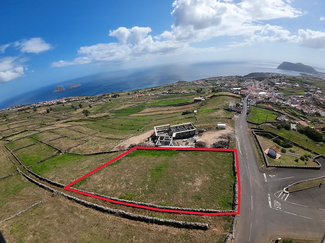 Land for sale in Ribeira Grande, Portugal — €96,000