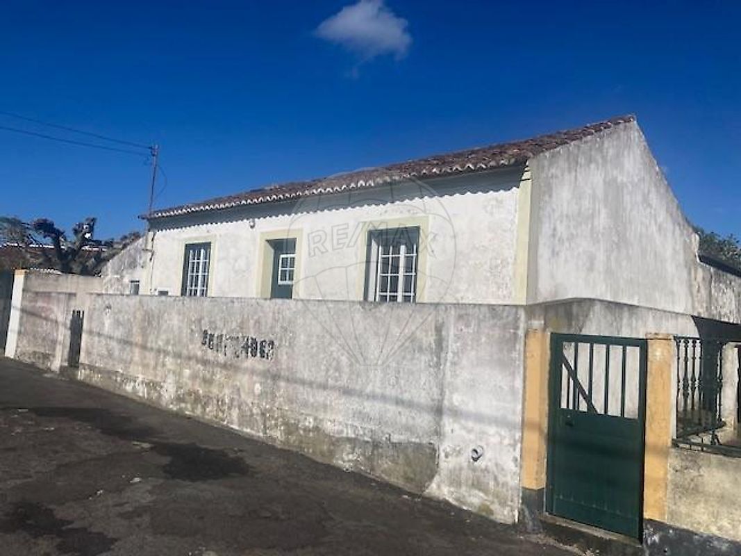 Moradia T2 para venda