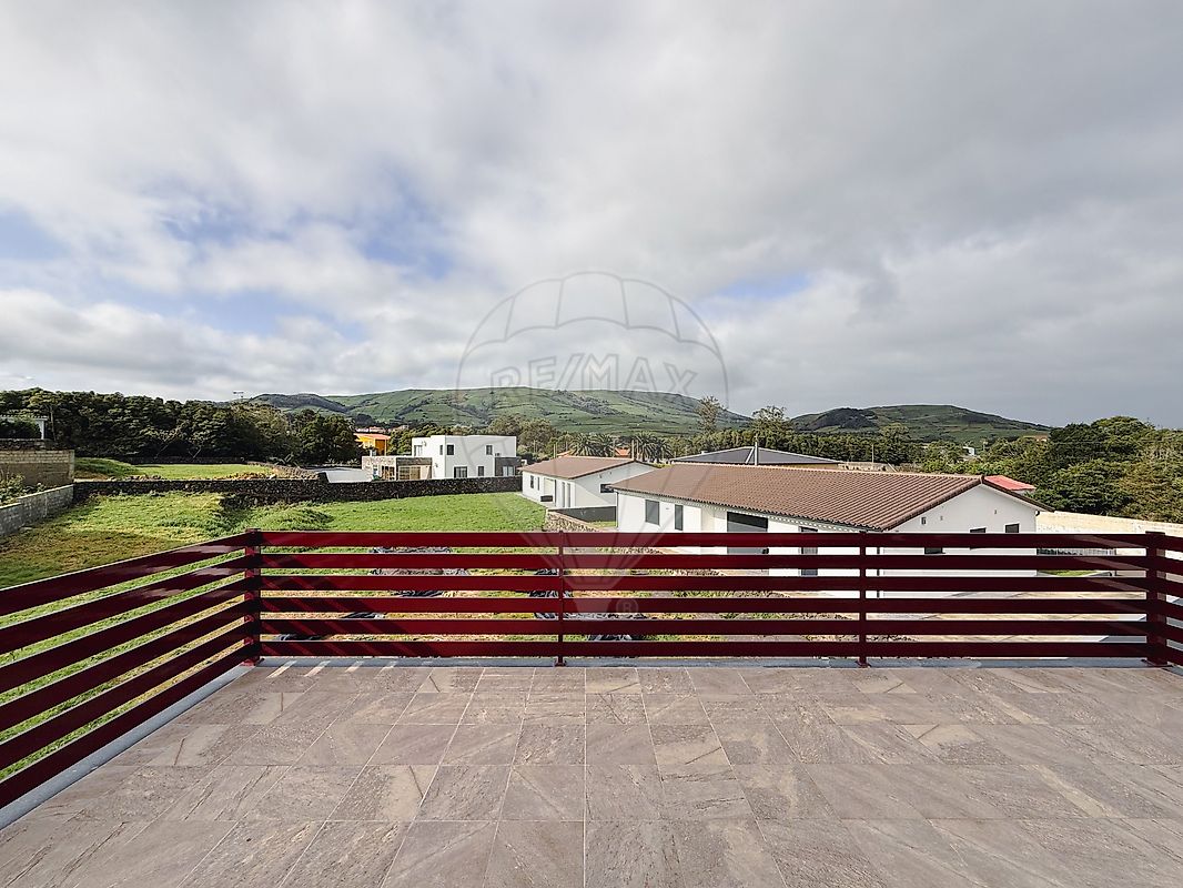Moradia T4 à venda em Fonte do Bastardo, Praia da Vitória — foto 18