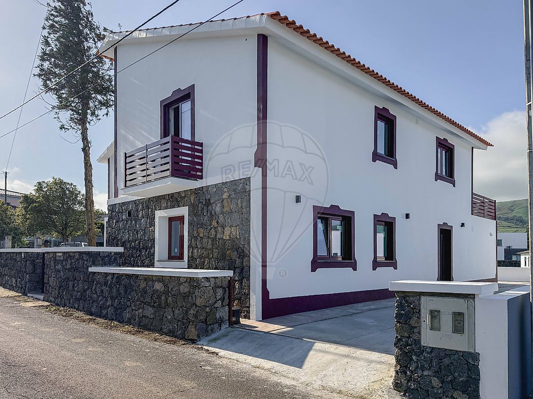 Moradia - Fonte do Bastardo, Praia da Vitória, Ilha Terceira
