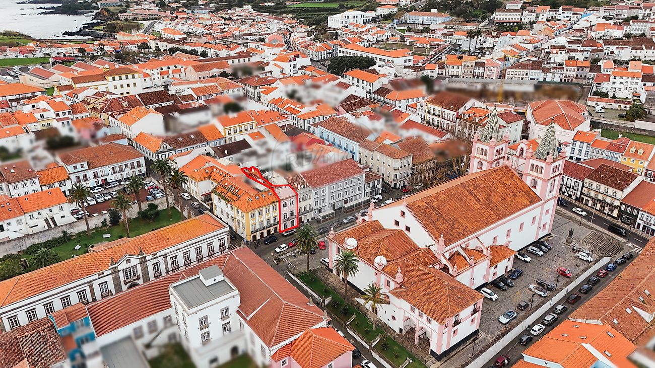 Moradia T5 à venda em Sé, Angra do Heroísmo — foto 35