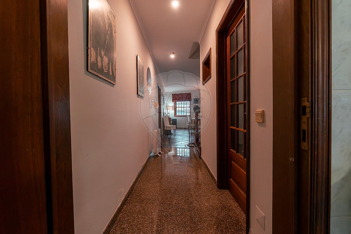 Moradia T4 à venda em São Pedro, Angra do Heroísmo — foto 9