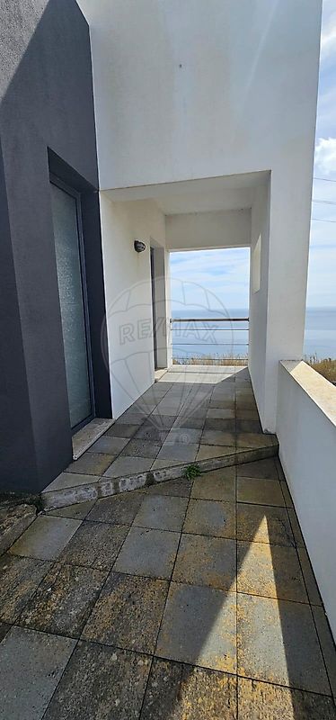 Moradia T2 à venda em Angra do Heroísmo