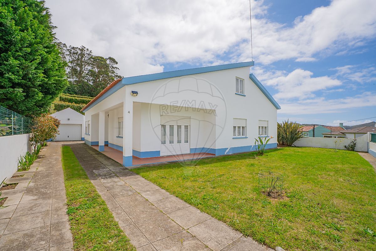 Moradia - São Pedro, Angra do Heroísmo, Ilha Terceira
