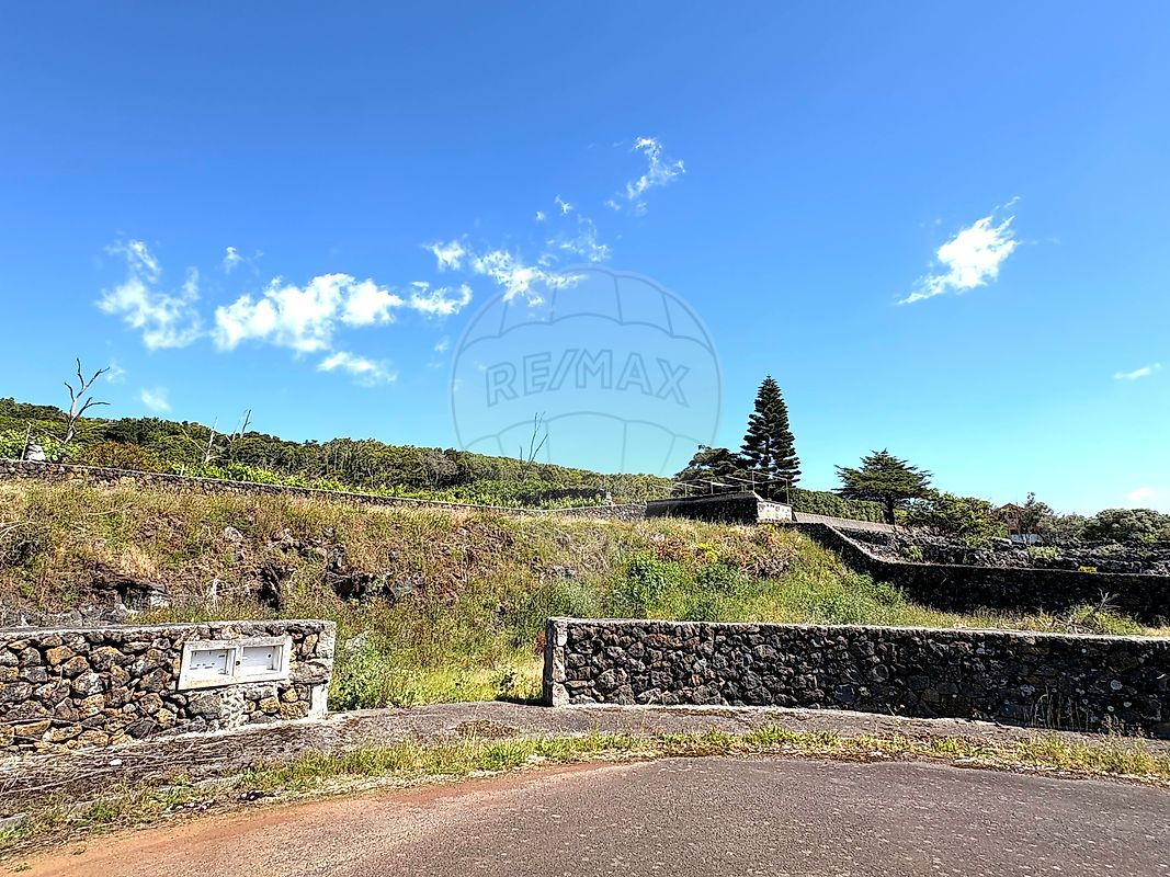 Terreno - Vila de São Sebastião, Angra do Heroísmo, Ilha Terceira