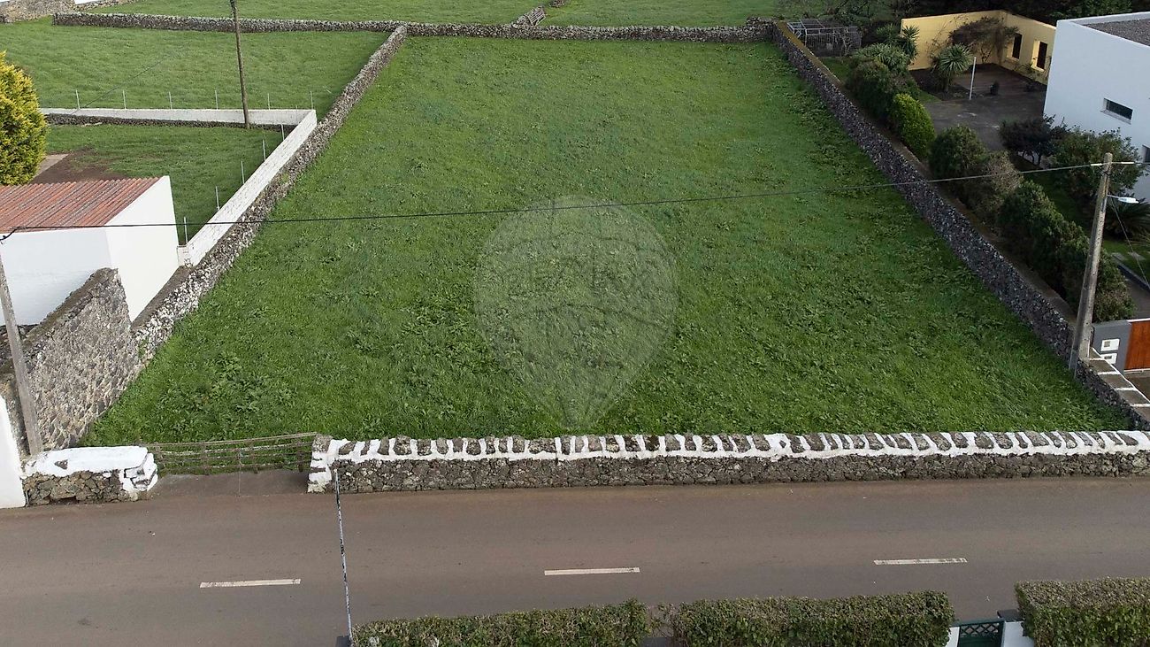 Terreno - Cinco Ribeiras, Angra do Heroísmo, Ilha Terceira