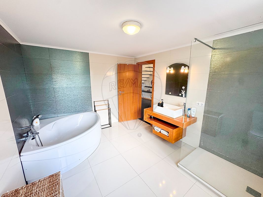Apartamento T2 à venda em Praia da Vitória (Santa Cruz), Praia da Vitória — foto 11